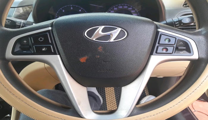 2013 Hyundai Verna FLUIDIC 1.6 CRDI SX, Diesel, Manual, 81,288 km, interior