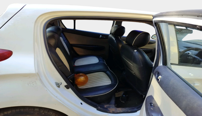 2013 Hyundai i20 MAGNA 1.4 CRDI, Diesel, Manual, 96,984 km, interior