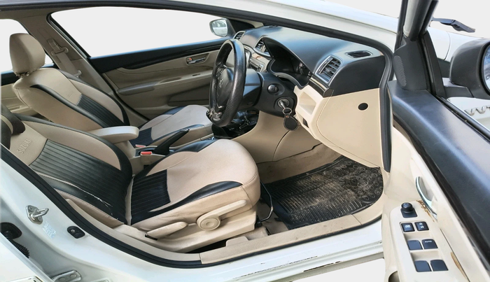 2015 Maruti Ciaz VXI+, Petrol, Manual, 94,165 km, interior