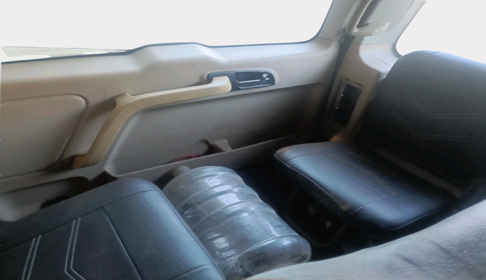 2014 Tata Safari Storme 2.2 EX 4X2, Diesel, Manual, 1,15,907 km, interior