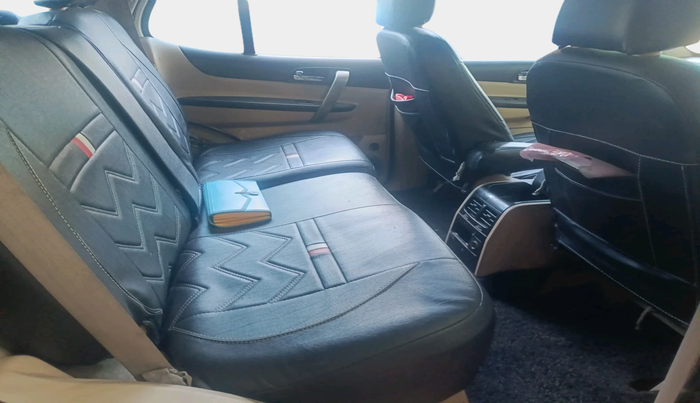 2014 Tata Safari Storme 2.2 EX 4X2, Diesel, Manual, 1,15,907 km, interior