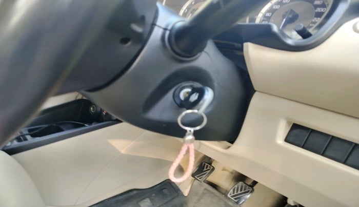 2017 Maruti Dzire VXI, Petrol, Manual, 1,40,889 km, interior