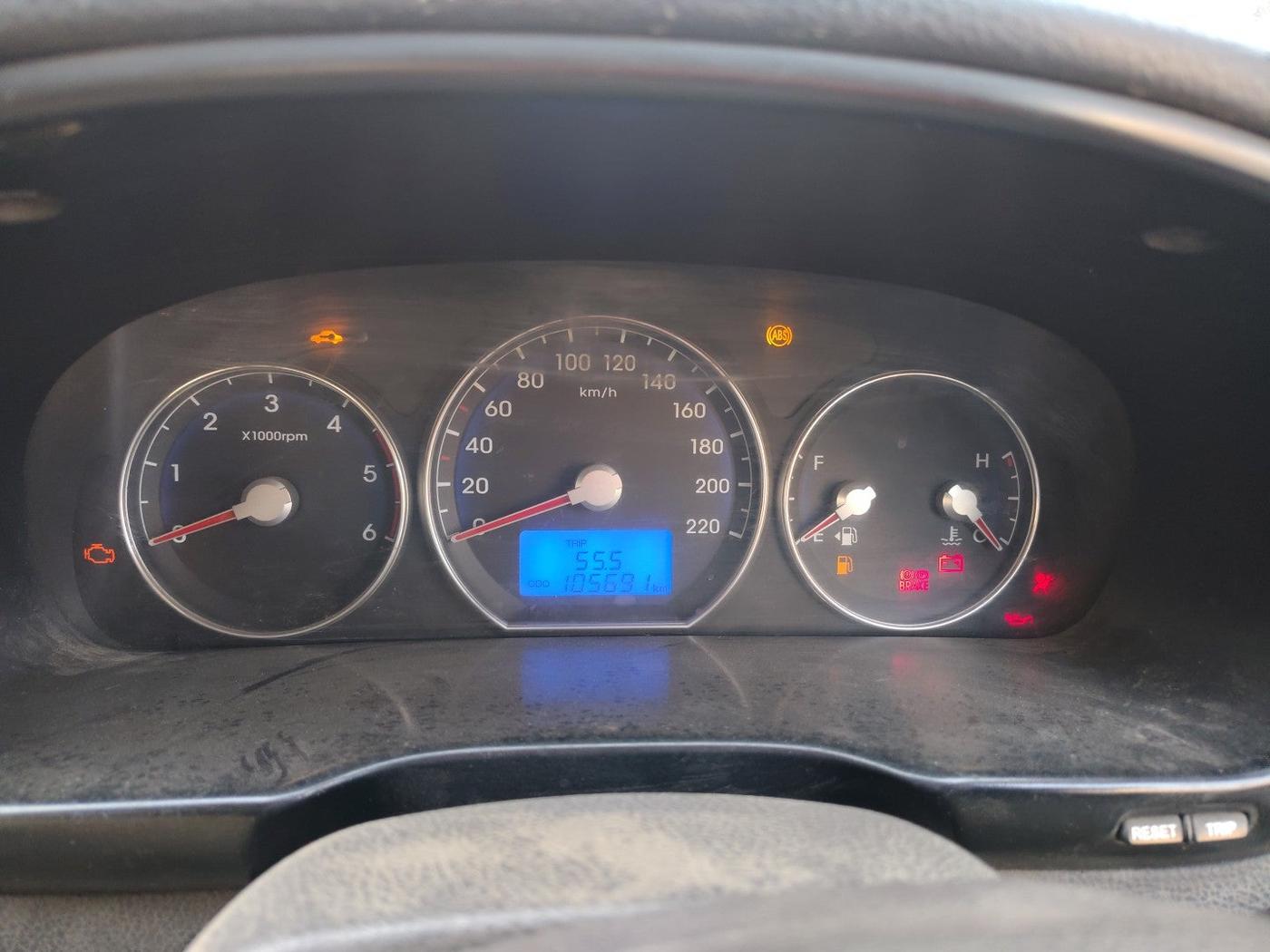 2012 Hyundai Santa Fe 2 WD, Diesel, Manual, 1,05,961 km, interior