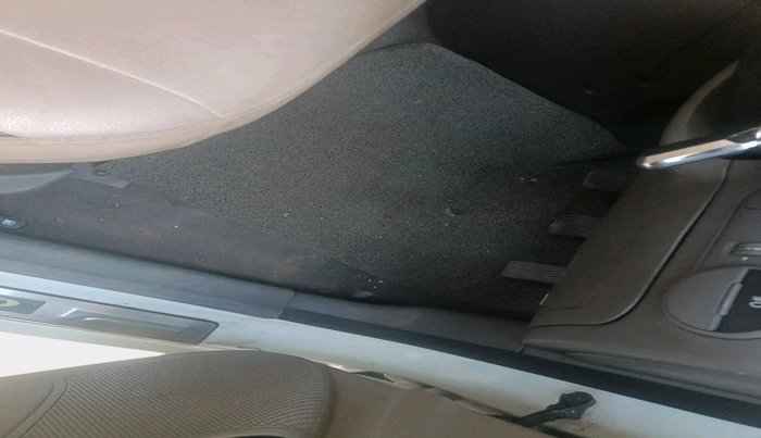 2012 Hyundai i10 MAGNA 1.2, Petrol, Manual, 20,778 km, interior