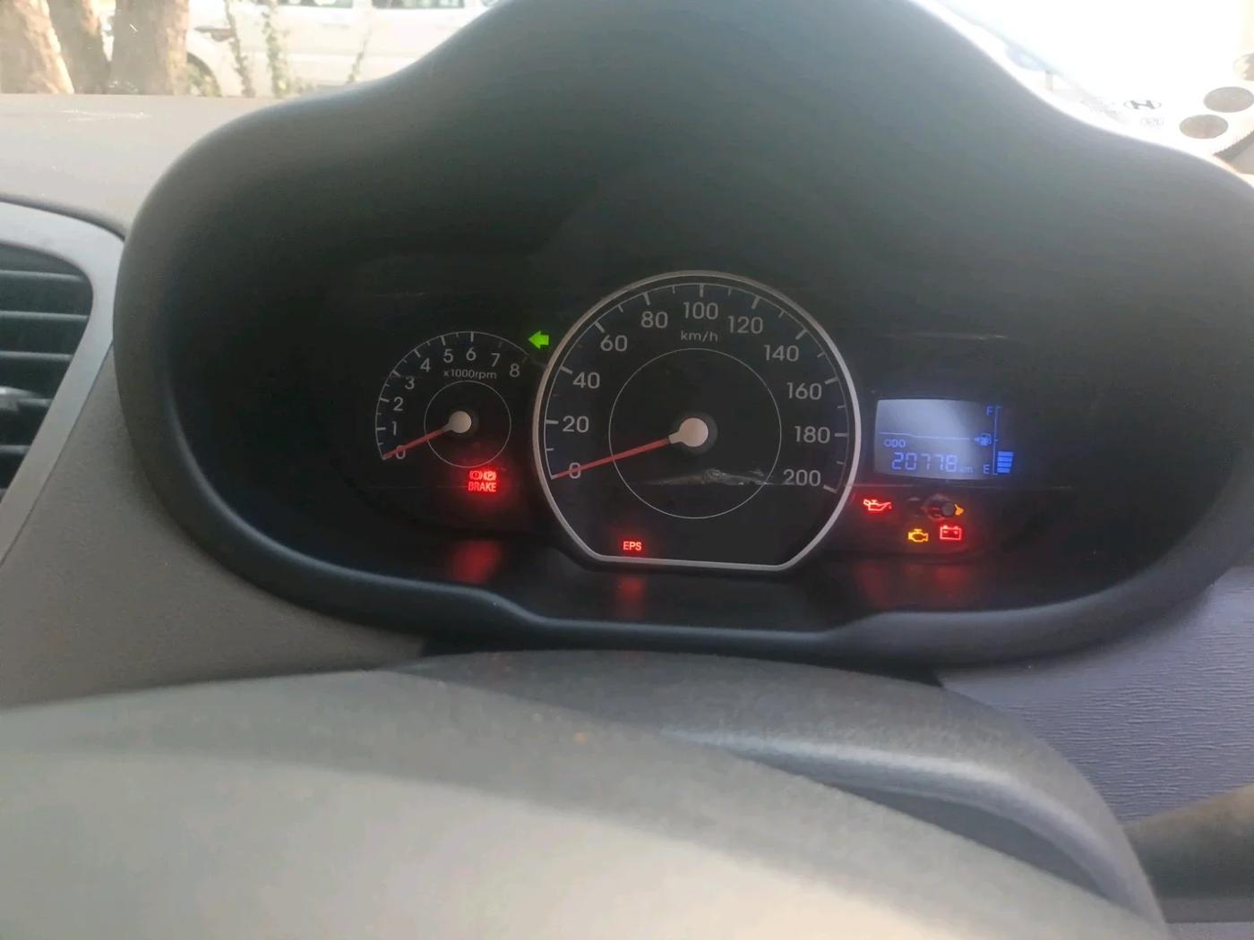 2012 Hyundai i10 MAGNA 1.2, Petrol, Manual, 20,778 km, interior