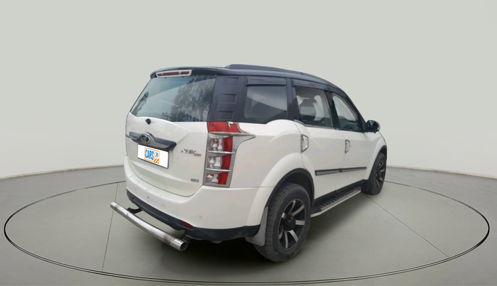 2016 Mahindra XUV500 W8, Diesel, Manual, 83,583 km, exterior