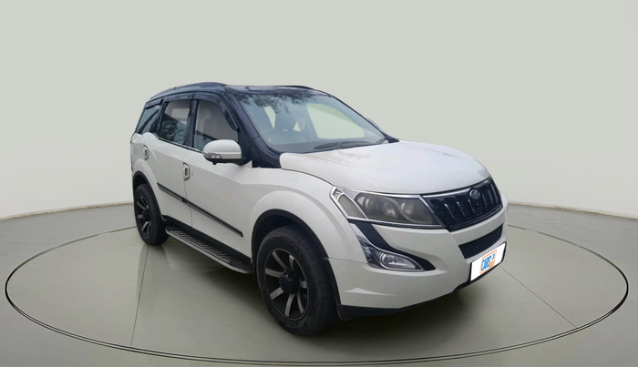 2016 Mahindra XUV500 W8, Diesel, Manual, 83,583 km, exterior