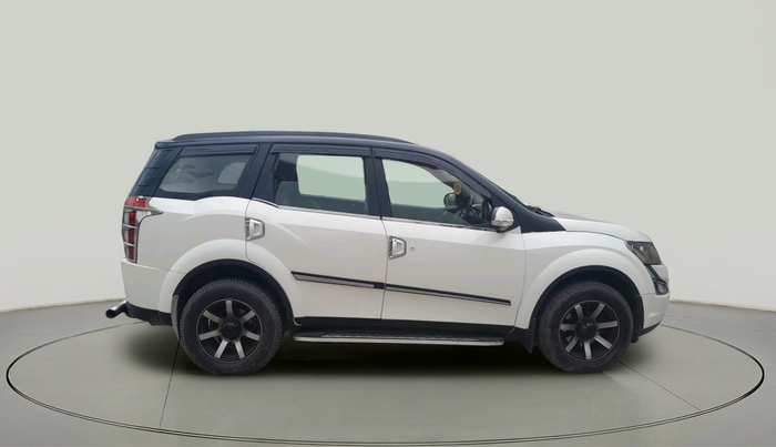 2016 Mahindra XUV500 W8, Diesel, Manual, 83,583 km, exterior