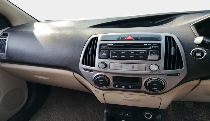 2014 Hyundai i20 ASTA 1.2, Petrol, Manual, 80,409 km, interior