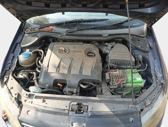 2012 Volkswagen Vento HIGHLINE DIESEL 1.6, Diesel, Manual, 77,446 km, exterior