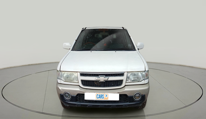 2017 Chevrolet Tavera NEO 3 LT 9 STR BS IV, Diesel, Manual, 1,91,106 km, exterior
