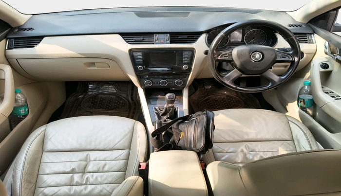 2013 Skoda Octavia AMBITION 2.0 TDI, Diesel, Manual, 76,673 km, interior