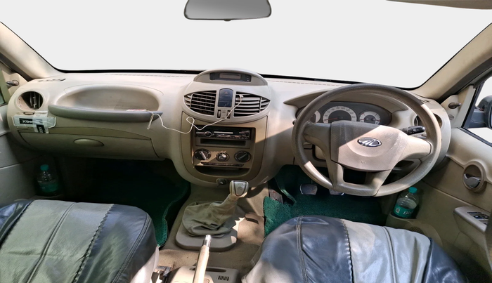 2010 Mahindra Xylo E4, Diesel, Manual, 1,85,354 km, interior