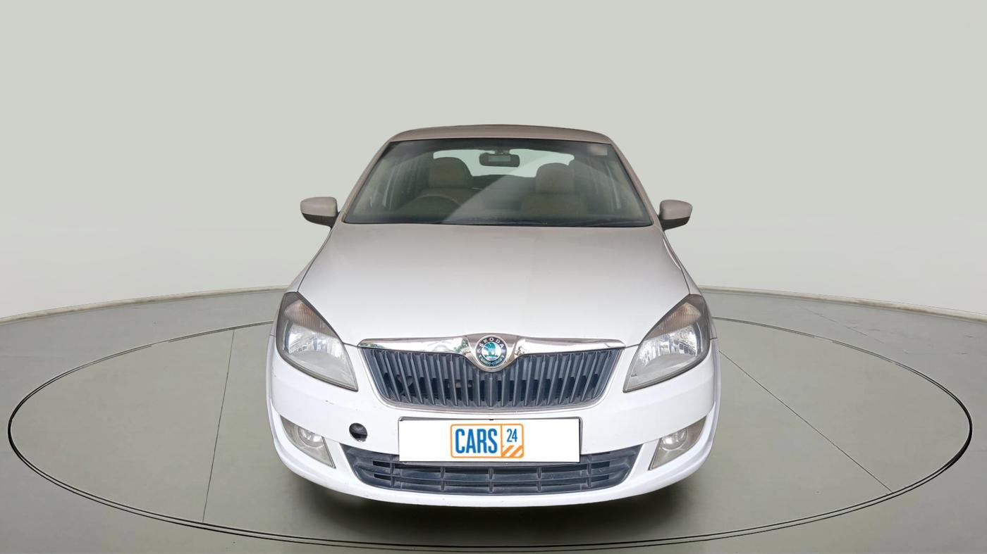 2013 Skoda Rapid ELEGANCE 1.6 TDI CR MT, Diesel, Manual, 1,26,969 km, exterior
