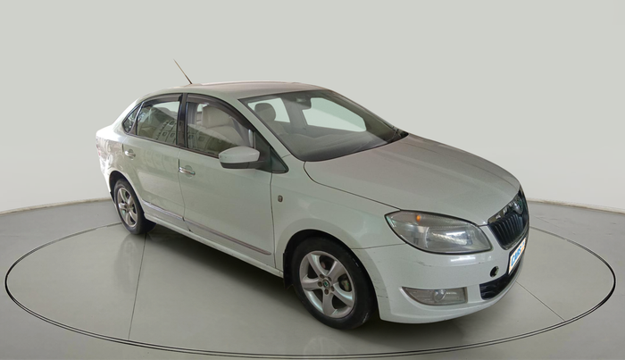 2013 Skoda Rapid ELEGANCE 1.6 TDI CR MT, Diesel, Manual, 1,26,969 km, exterior