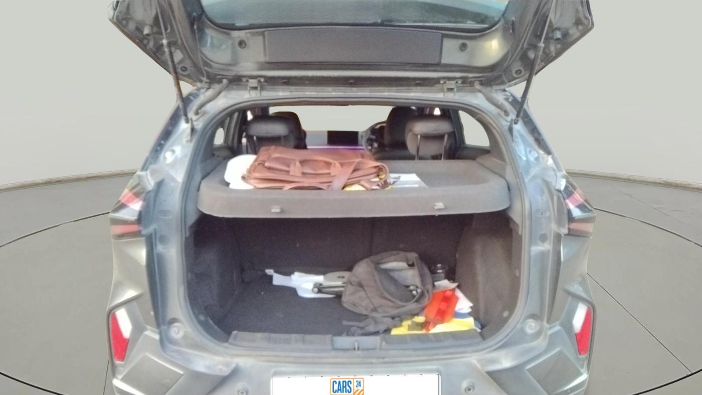 2023 Tata NEXON FEARLESS + SUNROOF DUAL TONE 1.5 DIESEL, Diesel, Manual, 40,952 km, exterior