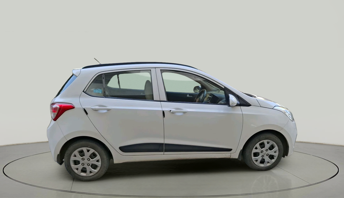 2016 Hyundai Grand i10 SPORTZ 1.1 CRDI, Diesel, Manual, 1,00,851 km, exterior