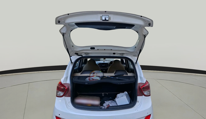 2016 Hyundai Grand i10 SPORTZ 1.1 CRDI, Diesel, Manual, 1,00,851 km, exterior