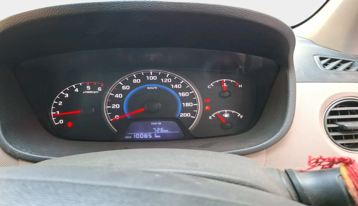 2016 Hyundai Grand i10 SPORTZ 1.1 CRDI, Diesel, Manual, 1,00,851 km, interior