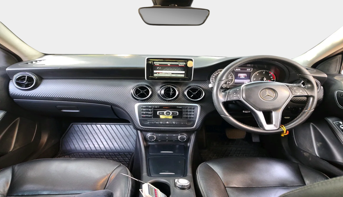 2014 Mercedes Benz GLA Class 200 CDI STYLE, Diesel, Automatic, 1,30,501 km, interior