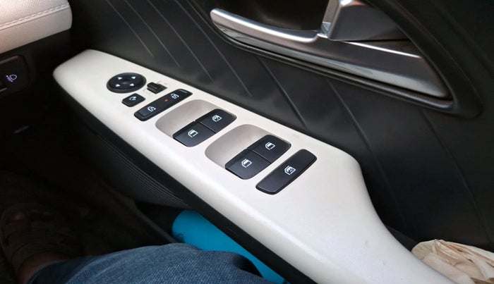 2023 Hyundai Verna SX 1.5 l MPI, Petrol, Manual, 33,729 km, interior