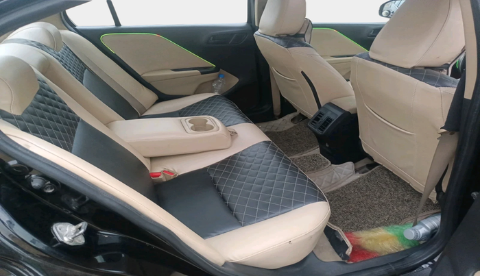 2014 Honda City 1.5L I-DTEC SV, Diesel, Manual, 1,35,546 km, interior