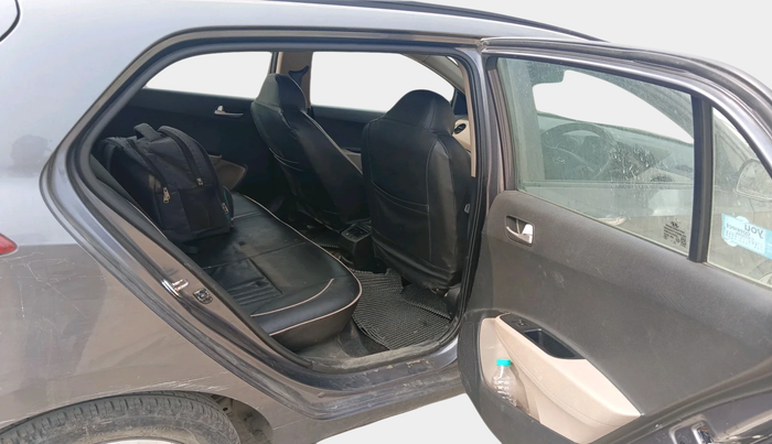 2015 Hyundai Grand i10 SPORTZ 1.2 KAPPA VTVT, Petrol, Manual, 32,943 km, interior