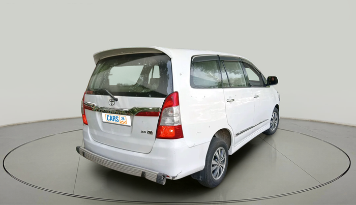 2015 Toyota Innova 2.5 VX 8 STR, Diesel, Manual, 1,13,832 km, exterior