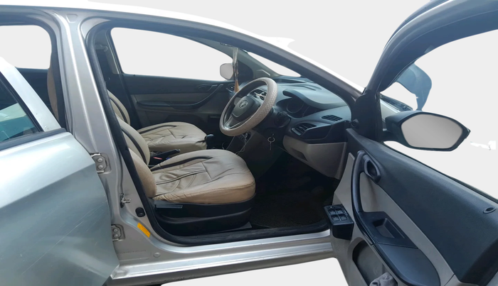 2017 Tata Tiago XE DIESEL, Diesel, Manual, 73,437 km, interior