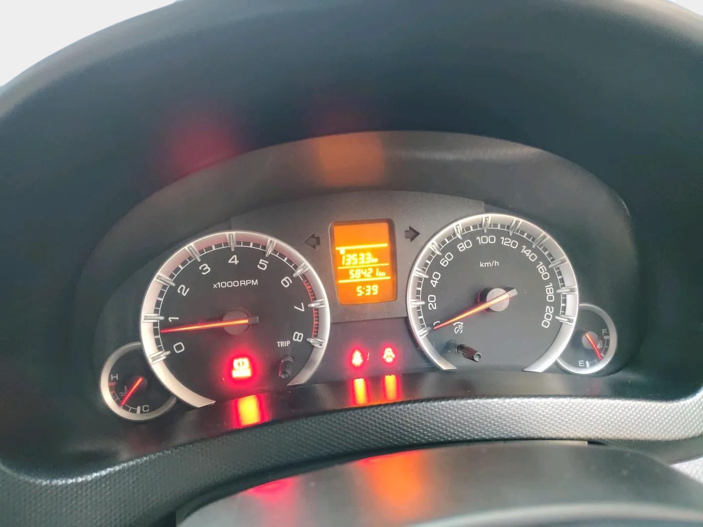 2013 Maruti Swift VXI, Petrol, Manual, 58,421 km, interior