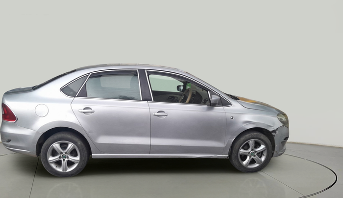 2013 Skoda Rapid ELEGANCE 1.6 TDI CR MT, Diesel, Manual, 1,00,872 km, exterior