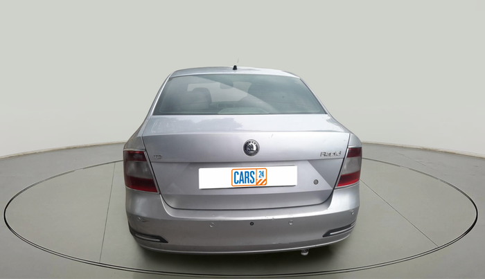 2013 Skoda Rapid ELEGANCE 1.6 TDI CR MT, Diesel, Manual, 1,00,872 km, exterior