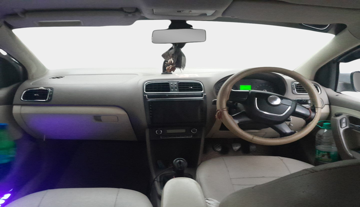 2013 Skoda Rapid ELEGANCE 1.6 TDI CR MT, Diesel, Manual, 1,00,872 km, interior