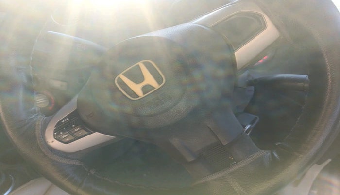 2011 Honda Brio V MT, Petrol, Manual, 88,358 km, interior