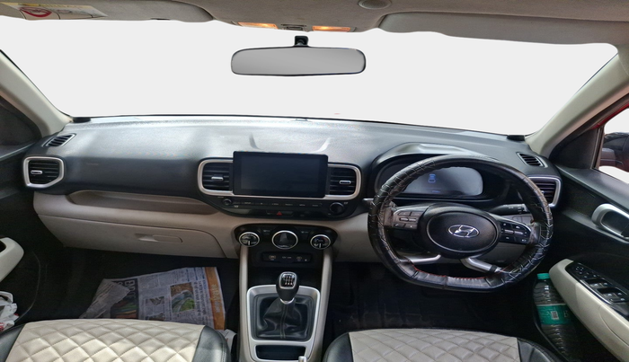 2023 Hyundai VENUE SX 1.5 (O) CRDI DUAL TONE, Diesel, Manual, 29,582 km, interior