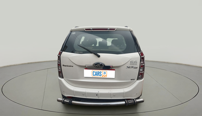 2014 Mahindra XUV500 W6, Diesel, Manual, 66,283 km, exterior