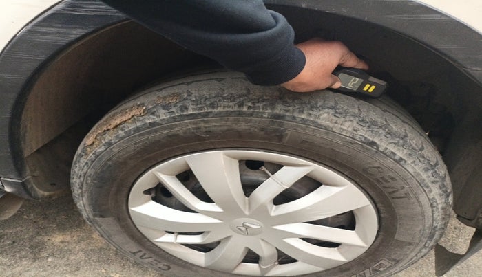 2014 Mahindra XUV500 W6, Diesel, Manual, 66,283 km, tyre