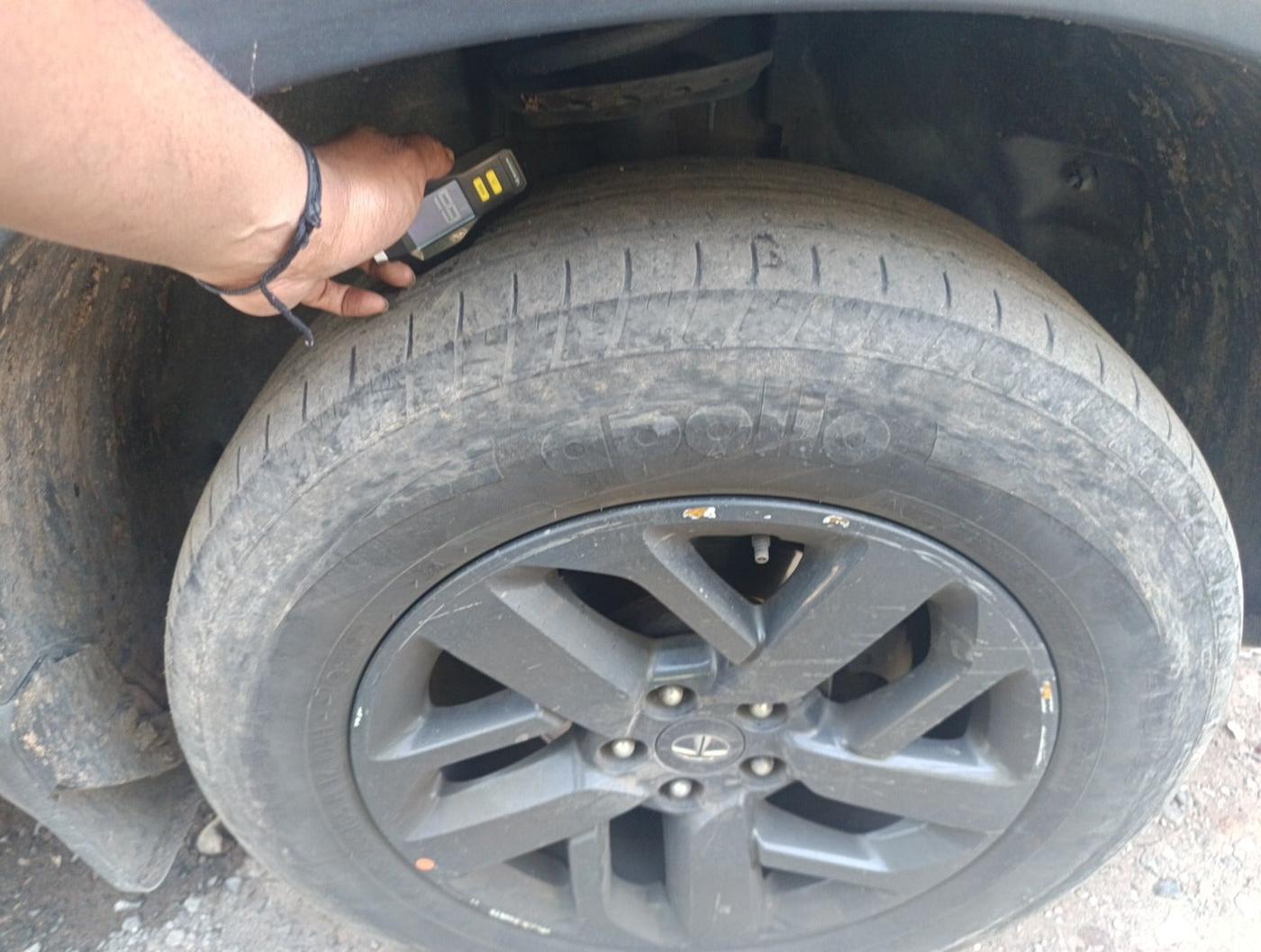 2022 Tata Harrier XT Plus 2.0Lkryotec halo Dark Edition, Diesel, Manual, 66,599 km, tyre