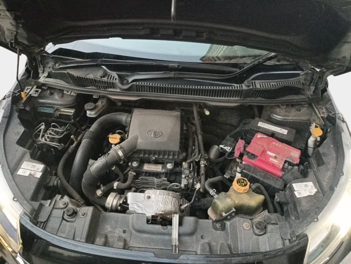 2020 Tata NEXON XZ PLUS PETROL DUAL TONE, Petrol, Manual, 96,834 km, exterior