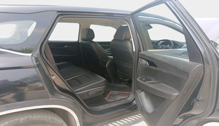 2019 MG HECTOR SHARP 2.0 DIESEL, Diesel, Manual, 1,04,958 km, interior