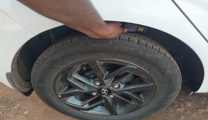 2021 Hyundai GRAND I10 NIOS SPORTZ 1.2 KAPPA VTVT, Petrol, Manual, 39,239 km, tyre