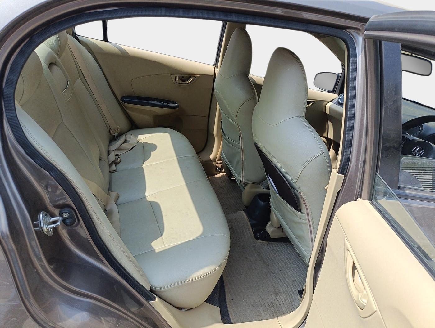 2014 Honda Amaze 1.2L I-VTEC S, Petrol, Manual, 68,794 km, interior