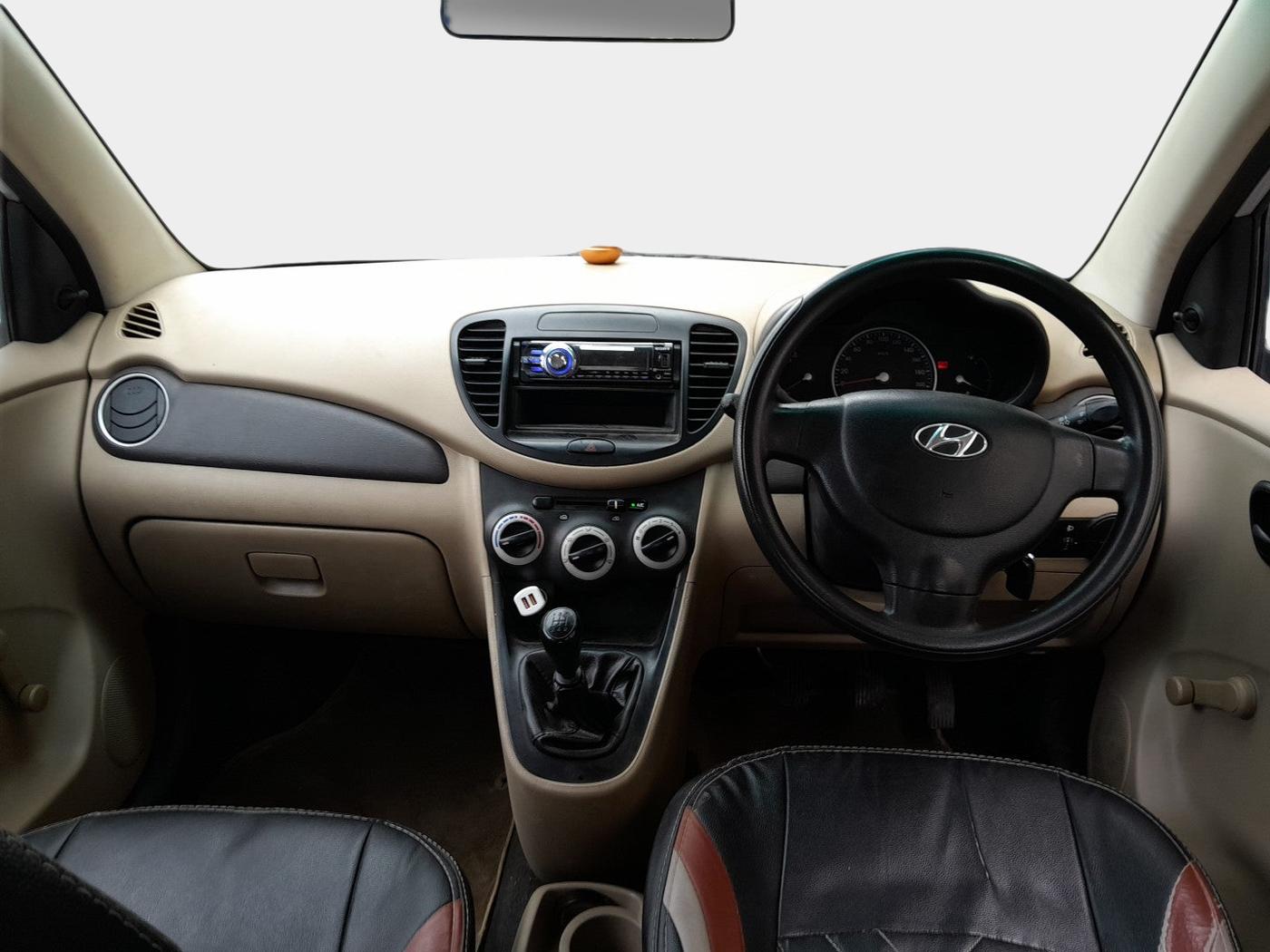 2010 Hyundai i10 D LITE 1.1, Petrol, Manual, 88,274 km, interior