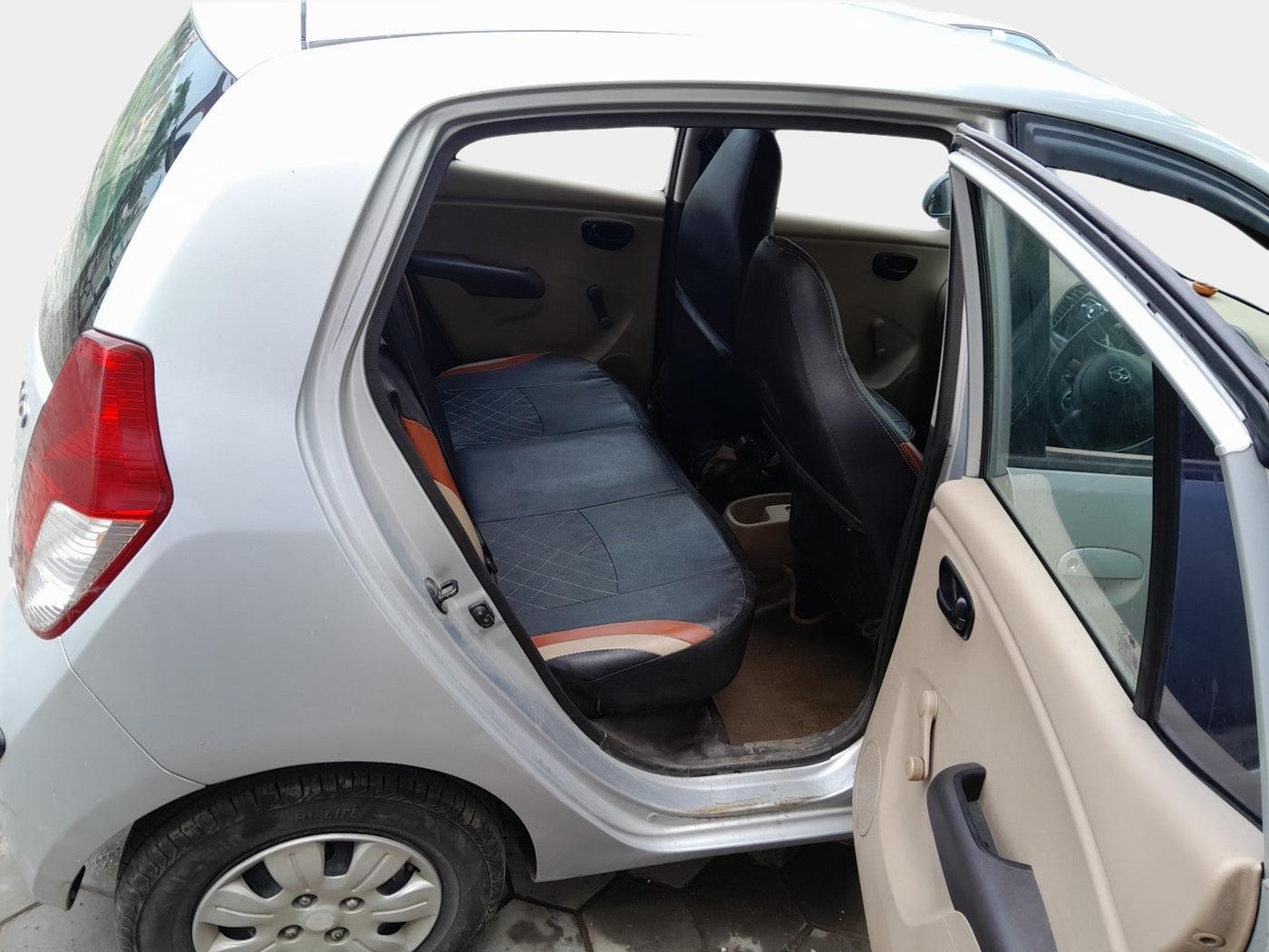 2010 Hyundai i10 D LITE 1.1, Petrol, Manual, 88,274 km, interior