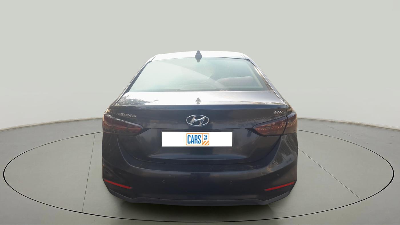 2018 Hyundai Verna 1.6 SX (O) CRDI MT, Diesel, Manual, 82,613 km, exterior