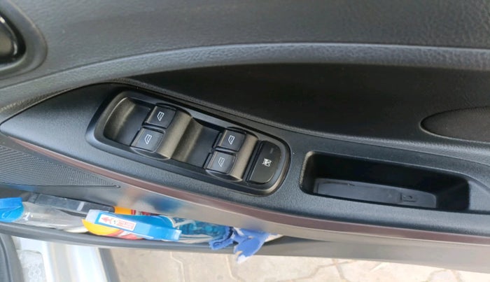 2020 Ford FREESTYLE TITANIUM 1.2 PETROL, Petrol, Manual, 32,647 km, interior