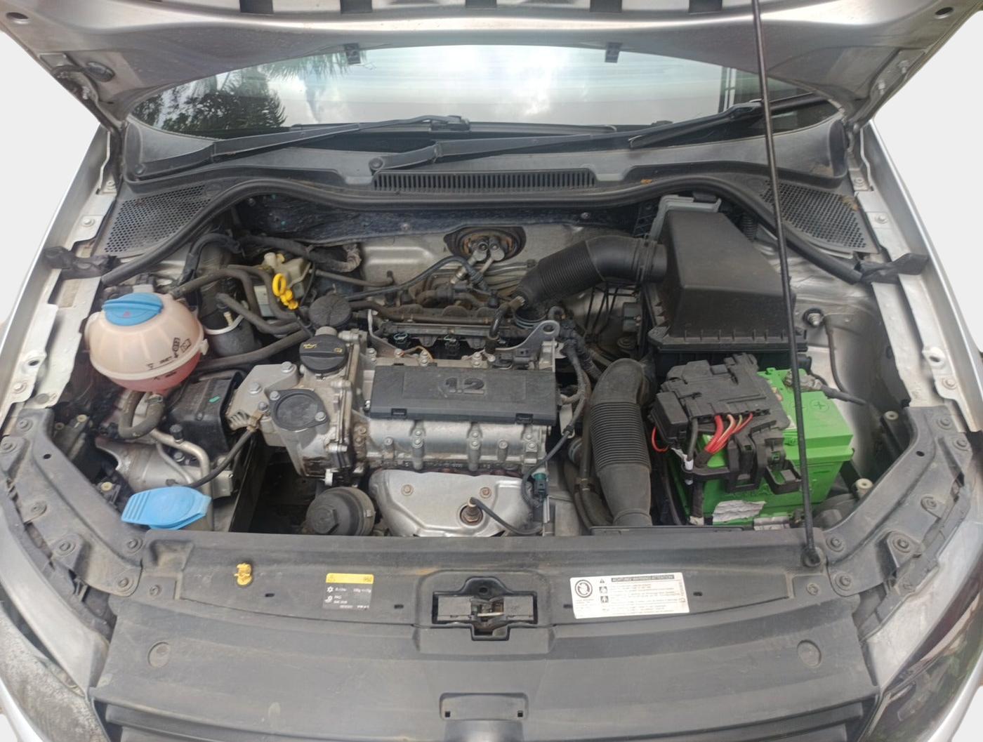 2015 Volkswagen Polo HIGHLINE1.2L, Petrol, Manual, 35,009 km, exterior