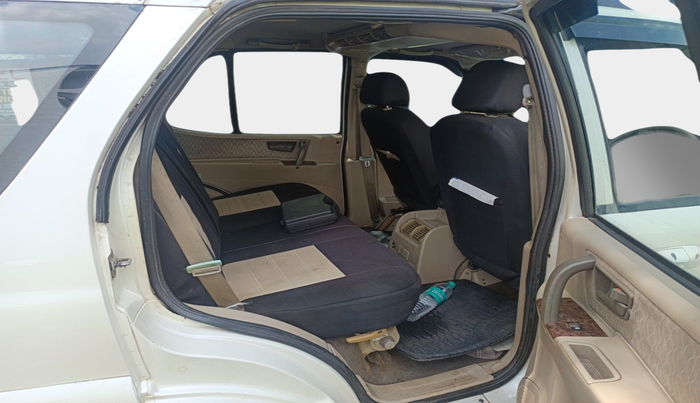 2010 Tata Safari 4X2 EX DICOR, Diesel, Manual, 90,000 km, interior