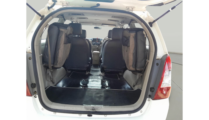 2012 Toyota Innova GX 2.5 7 STR, Diesel, Manual, 1,69,161 km, exterior