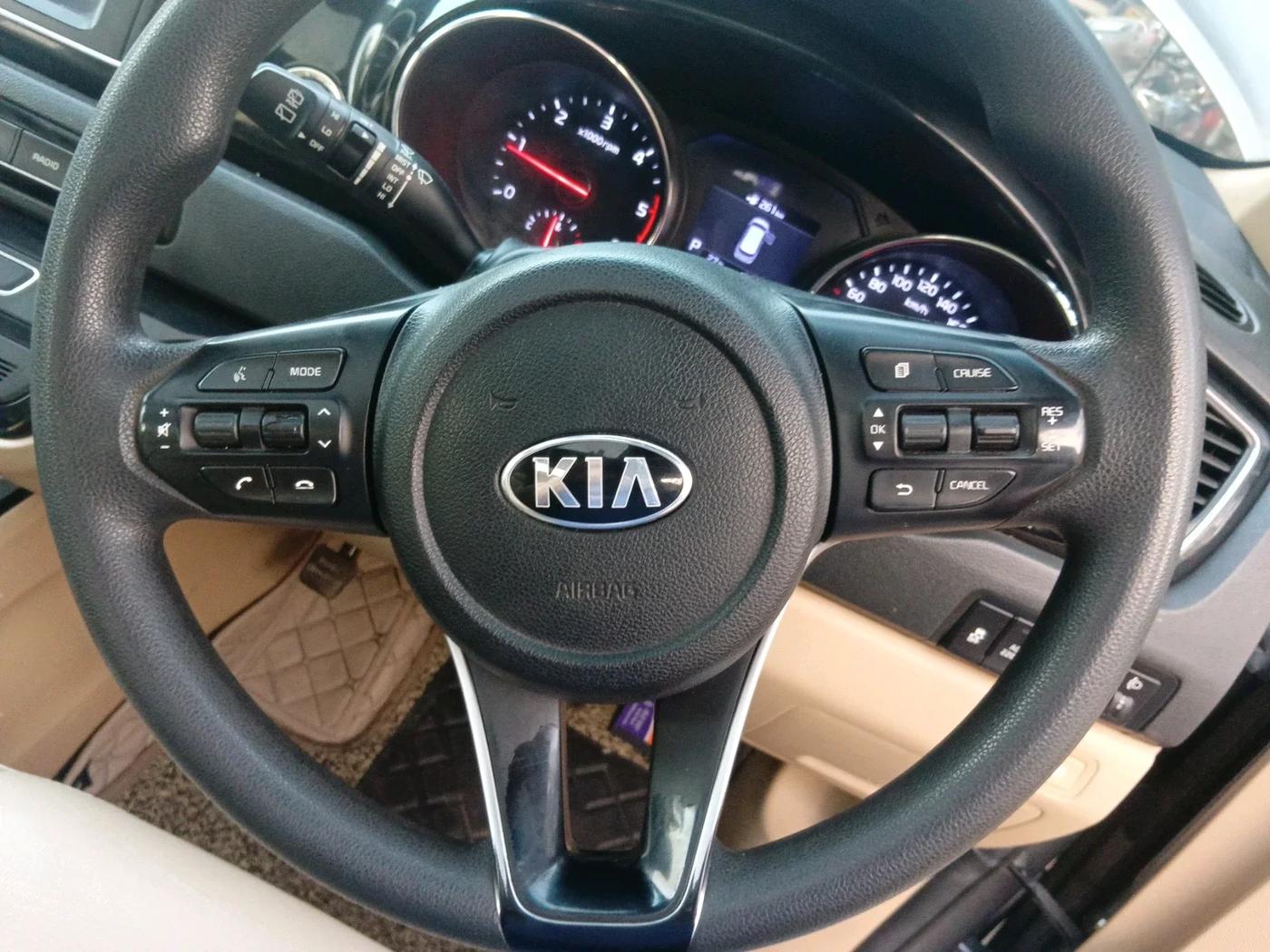 2020 KIA CARNIVAL PRESTIGE 2.2 7 STR, Diesel, Automatic, 1,23,459 km, interior